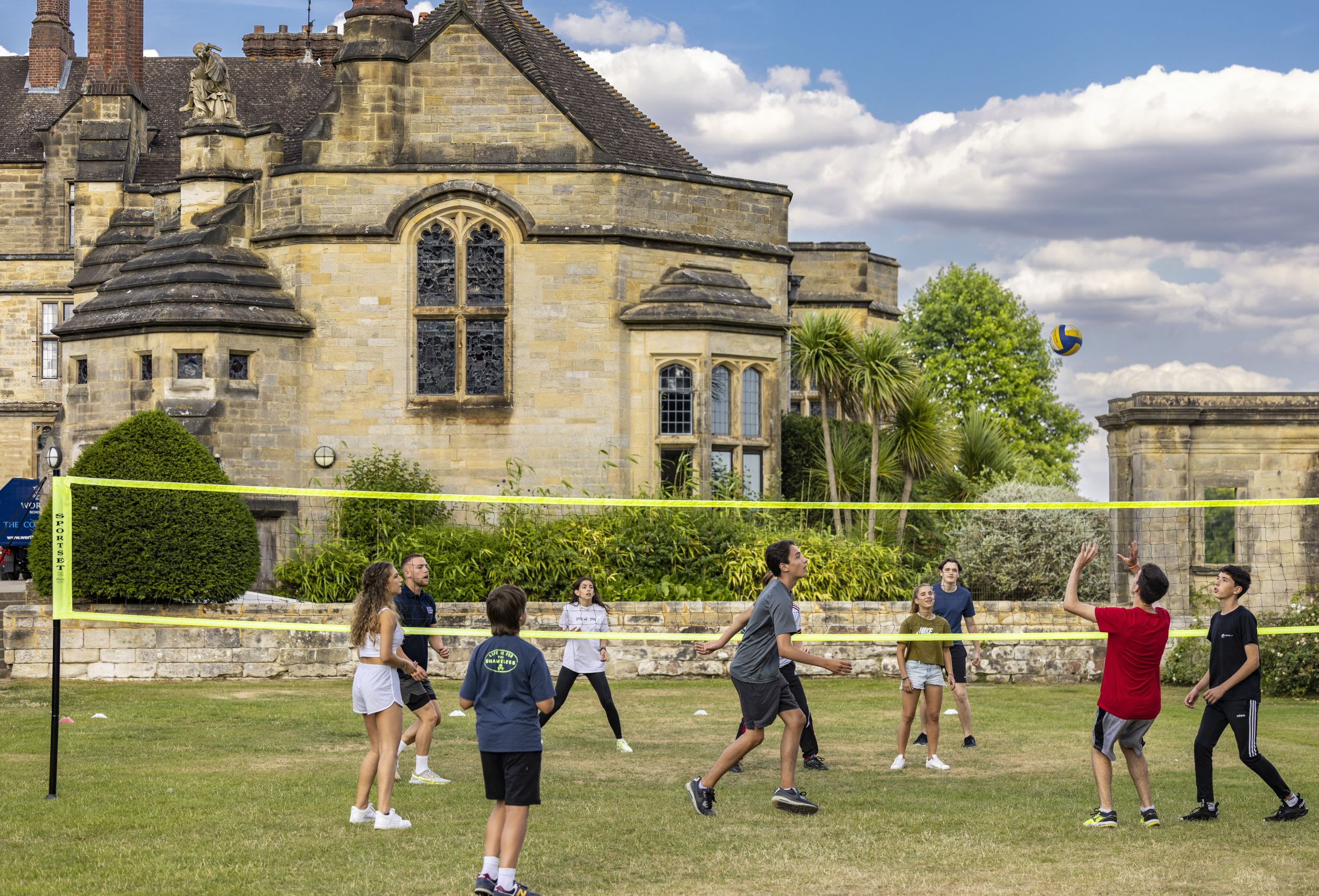 Élève en immersion dans un collège britannique